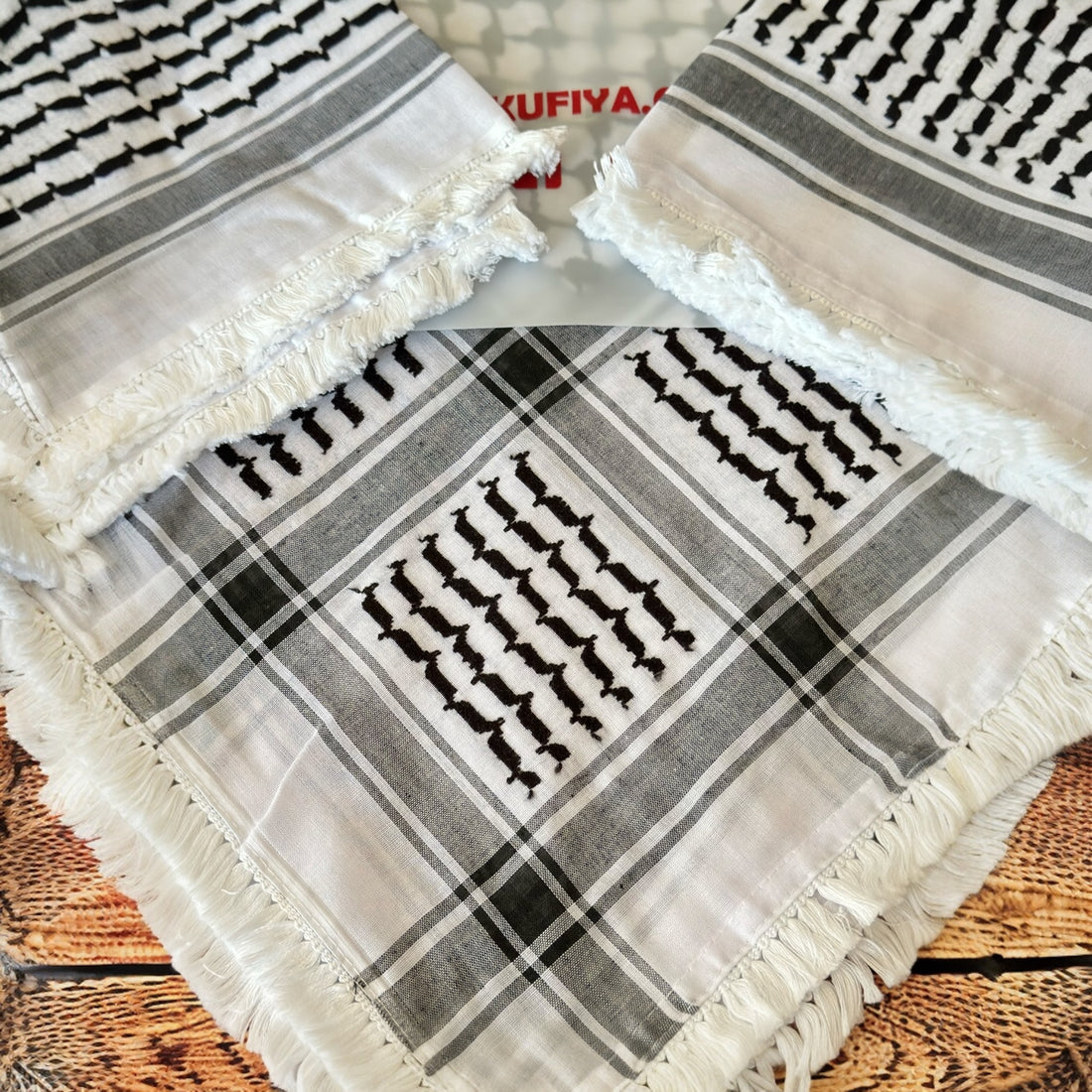 Classic White and Black kufiya special made | Traditional Palestinian Keffiyeh Scarf